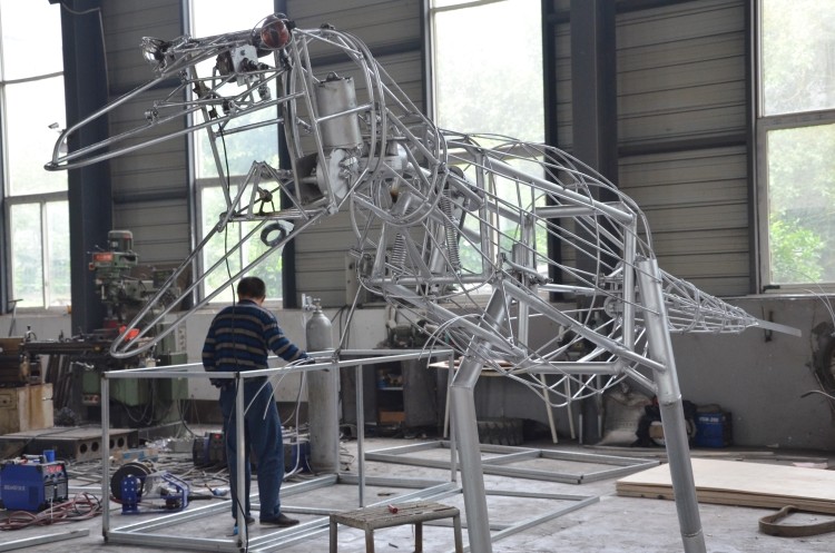 What is the secret behind making dinosaur models? Discover the many practical uses of this product.