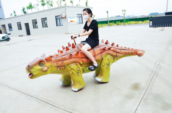 Anquilosaurio(CET-WR4)