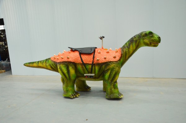 Ampelosaurio (CET-WR7)